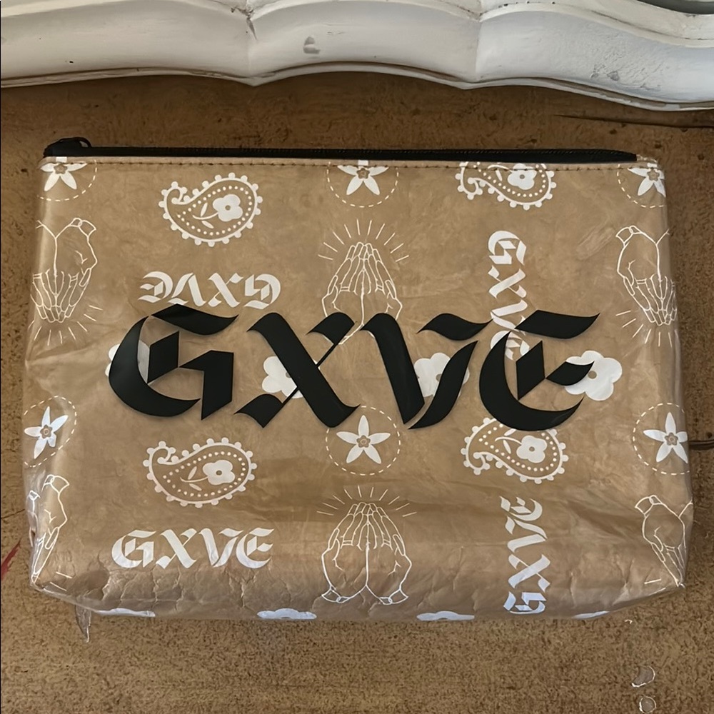 GXVE makeup bag clutch